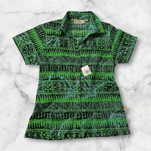 Matalasi Fiji Boys Sz 12 Short Sleeve Green / Black Button Front Patterned Shirt